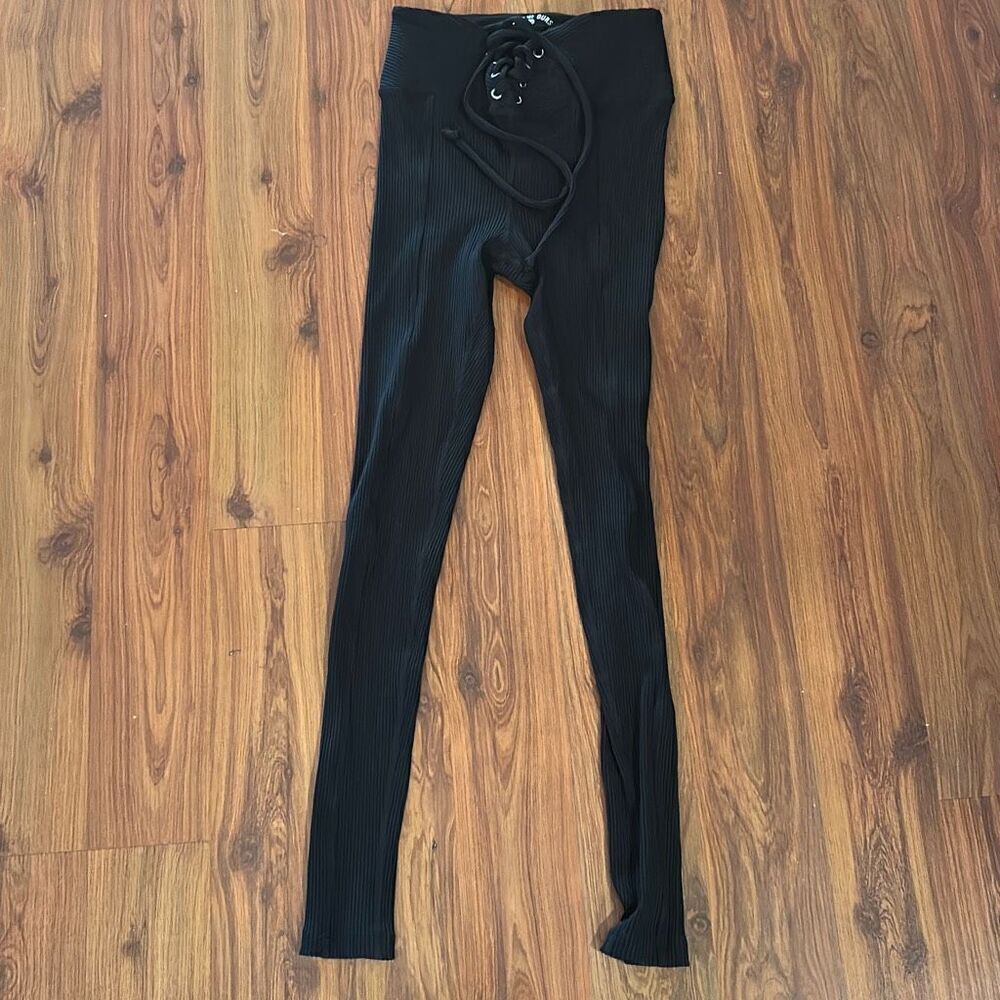NWOT Year of Ours black ribbed football tight legging xs - Picture 2 of 4